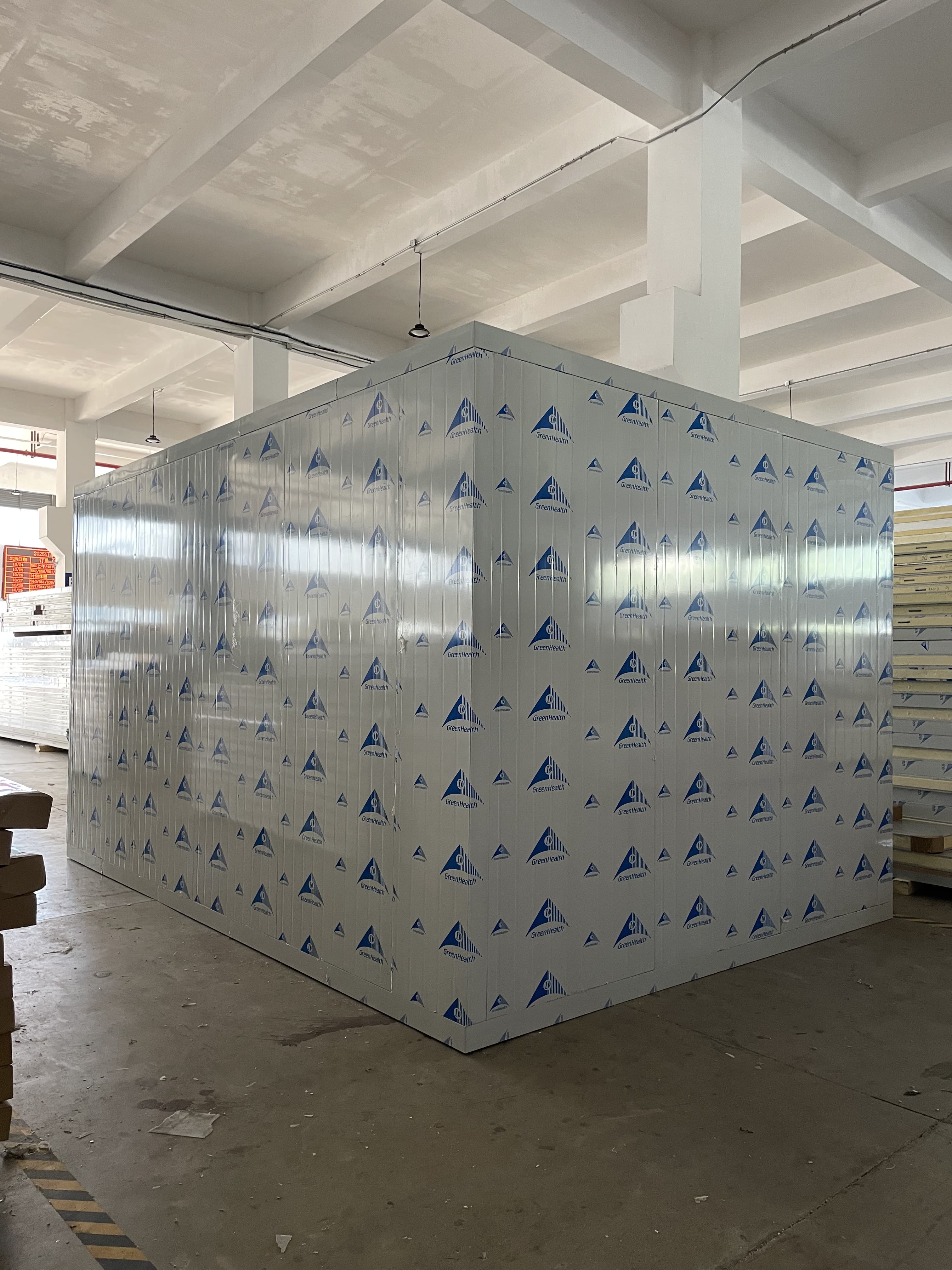 Walk in Cooler Fridge Refriger - огляд і ціна Commercial Kitchen Refrigerator
